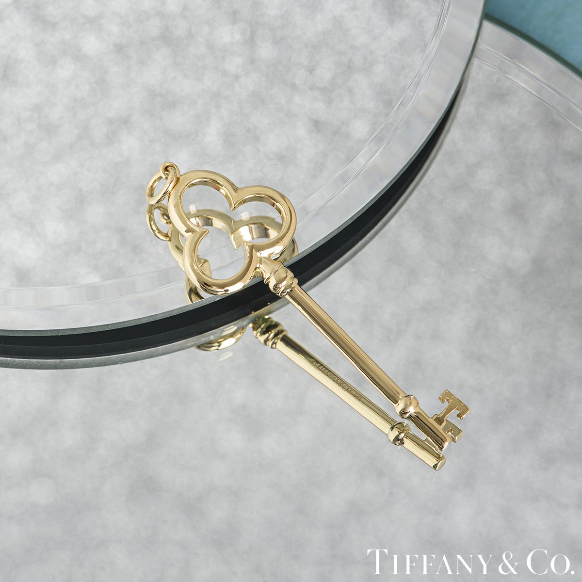 Tiffany & Co. Trefoil Key Pendant Necklace in 18KT Yellow Gold, myGemma, SG